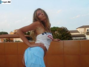 Красавица из Италии и все её личные фото. Эскиз 36
