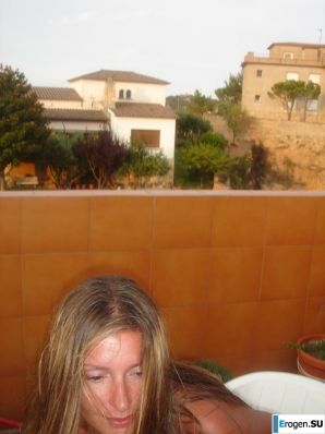 Beauty from Italy and all her personal photos. Part 2. Thumb 39
