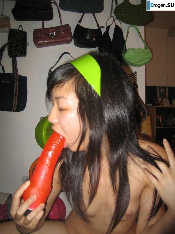 Asian has fun at home. Part 2. Photo 27
