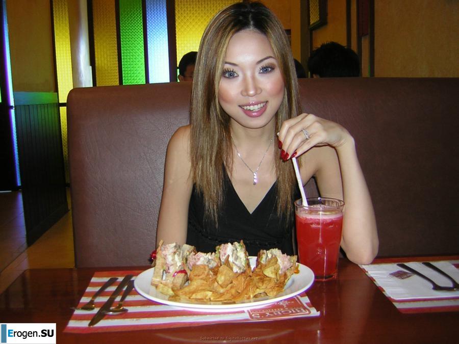 Hot Asian. Photo 10