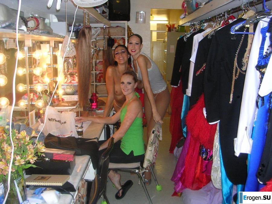 Dressing rooms, latrines, changing rooms for models. Photo 21