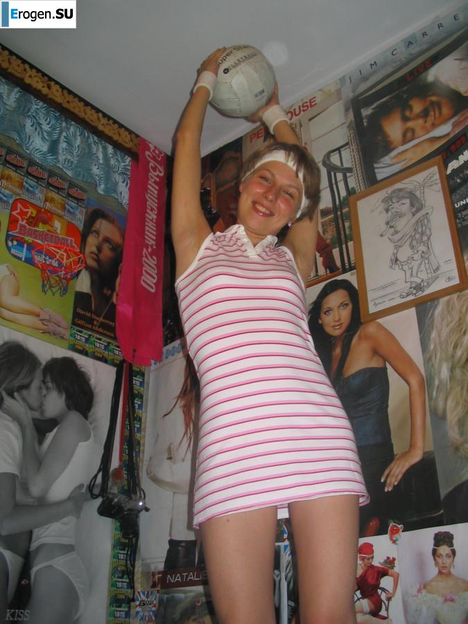 Hairy Slim Woman. Photo 17