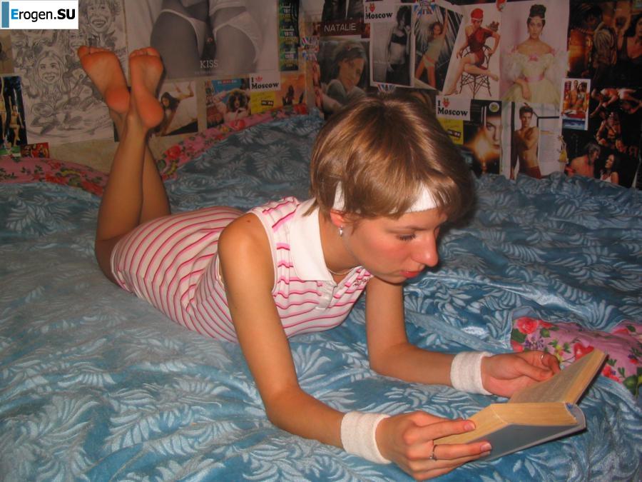 Hairy Slim Woman. Photo 23