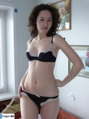 Веснушчатая азиатка. Эскиз 21