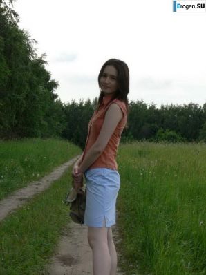 Веснушчатая азиатка. Эскиз 23