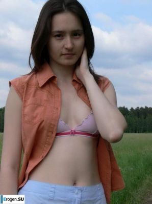 Веснушчатая азиатка. Эскиз 40
