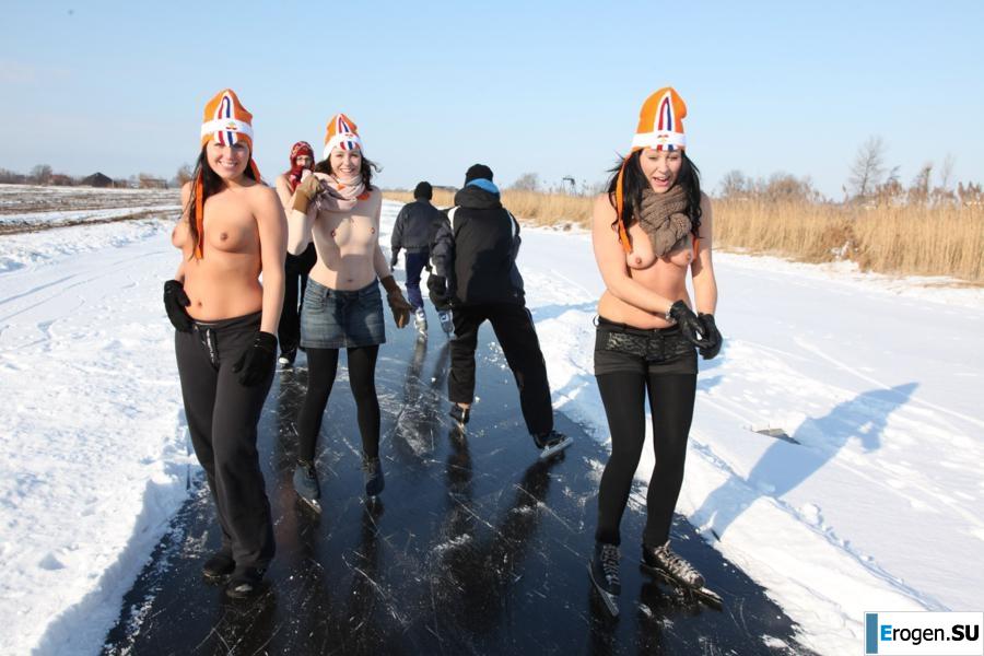 Голландские нудистки зимой. Часть 3. Фото 30