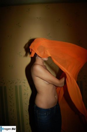 Домашняя фотосессия брюнетки. Эскиз 10