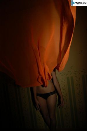 Домашняя фотосессия брюнетки. Эскиз 32