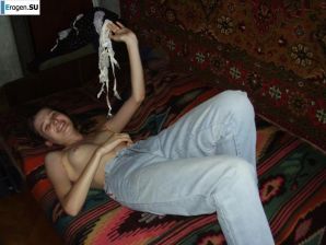 Home photos of a Ukrainian girl. Thumb 27