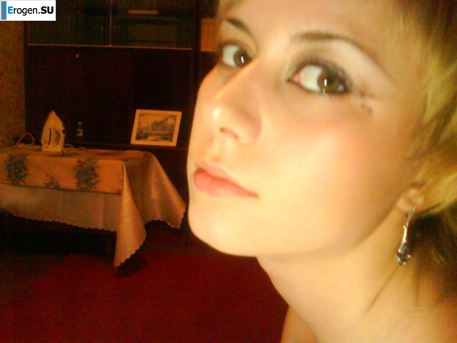 Girl and Carpet. Photo 24