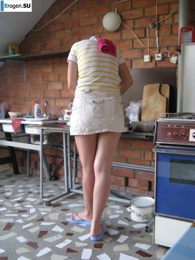 Girl and Carpet. Photo 3