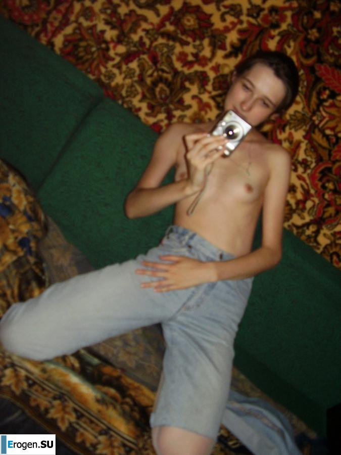 Home photos of a Ukrainian girl. Part 2. Photo 25