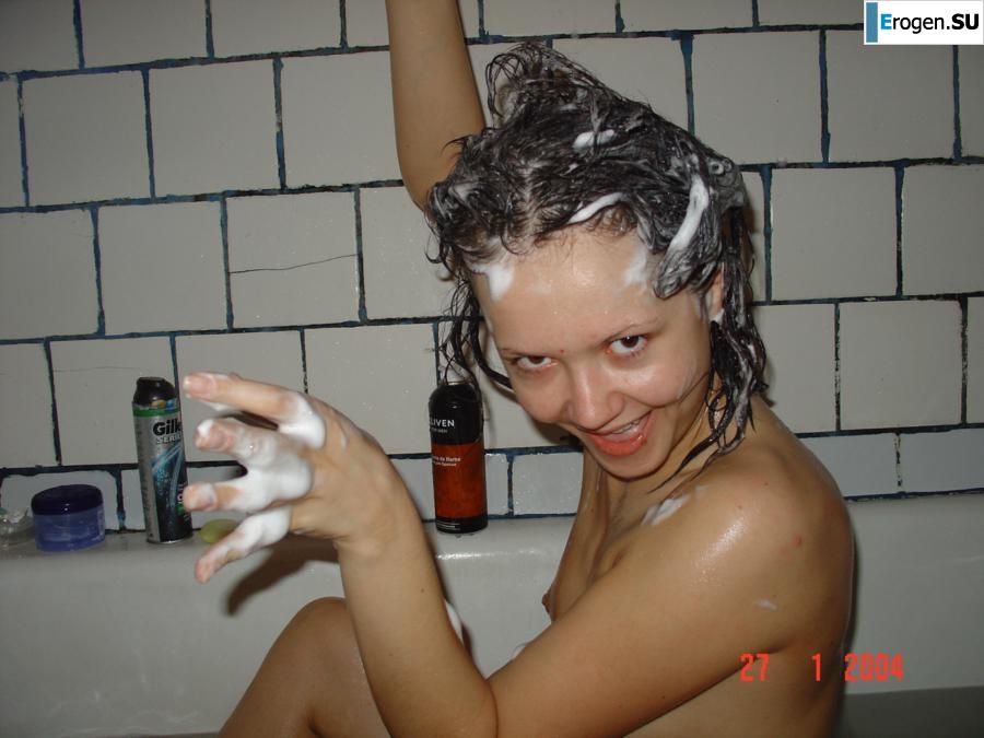 Home archive of a flexible Russian girl. Part 2. Photo 35