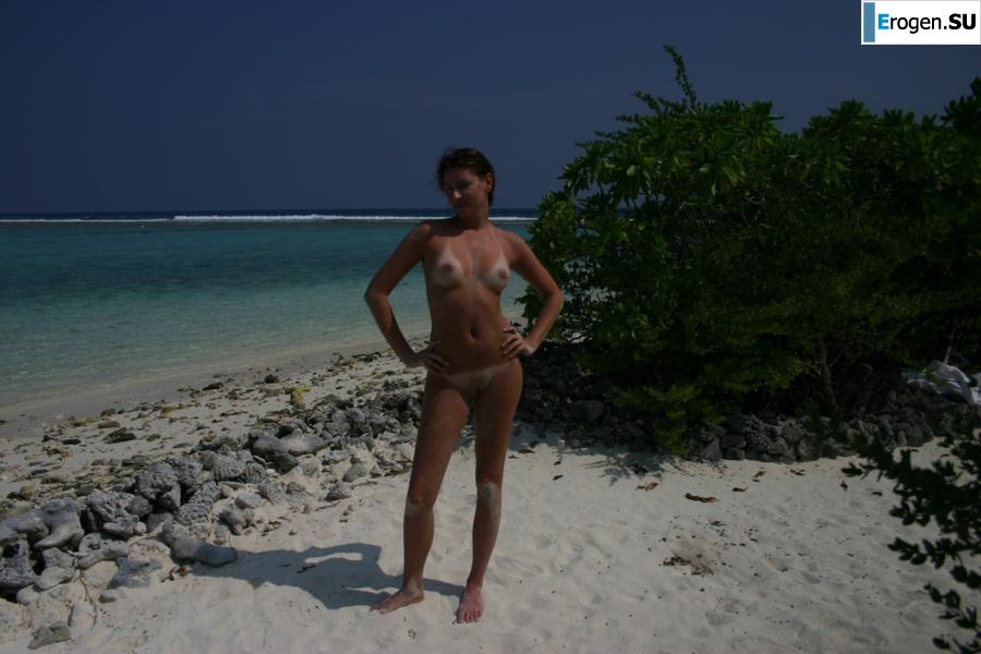 Tanned in a cap. Slide 18