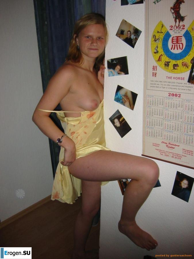 Home photo session of the red bbw. Slide 31