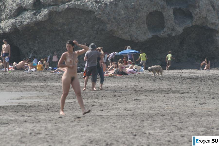 And again hippies. Now on the beach. Part 5. Slide 11