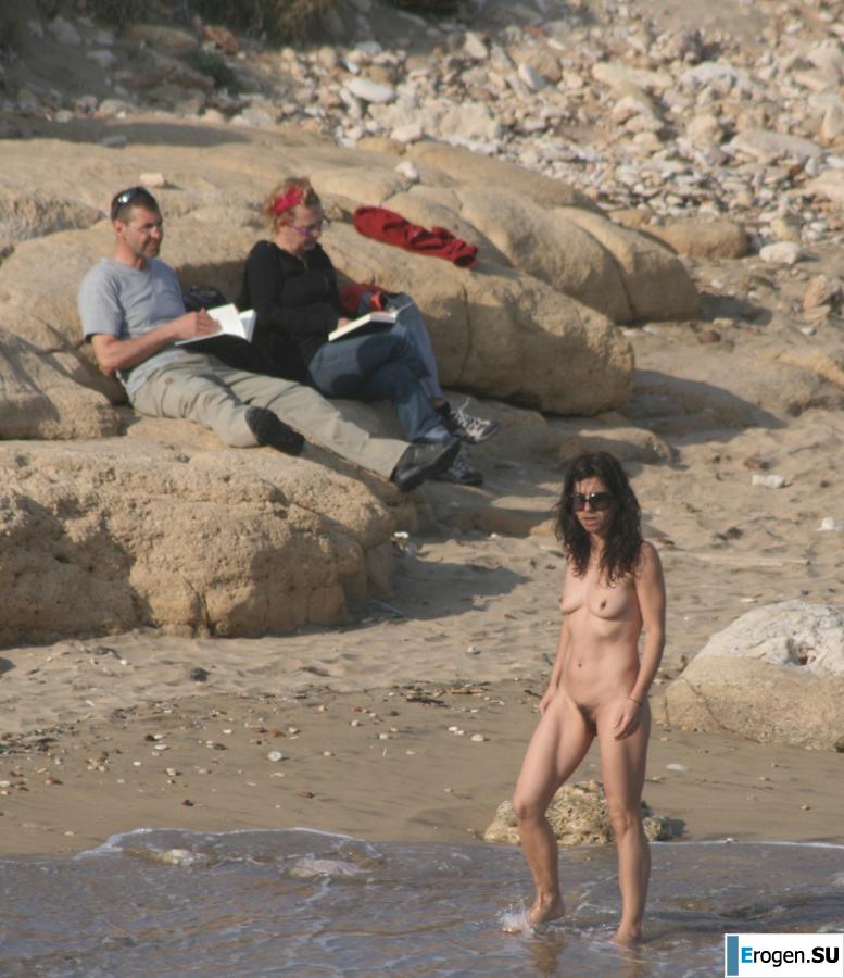 And again hippies. Now on the beach. Part 5. Slide 34