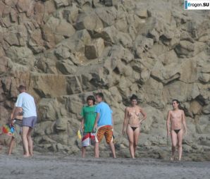 И снова хиппи. Теперь на пляжу. Часть 5. Эскиз 16
