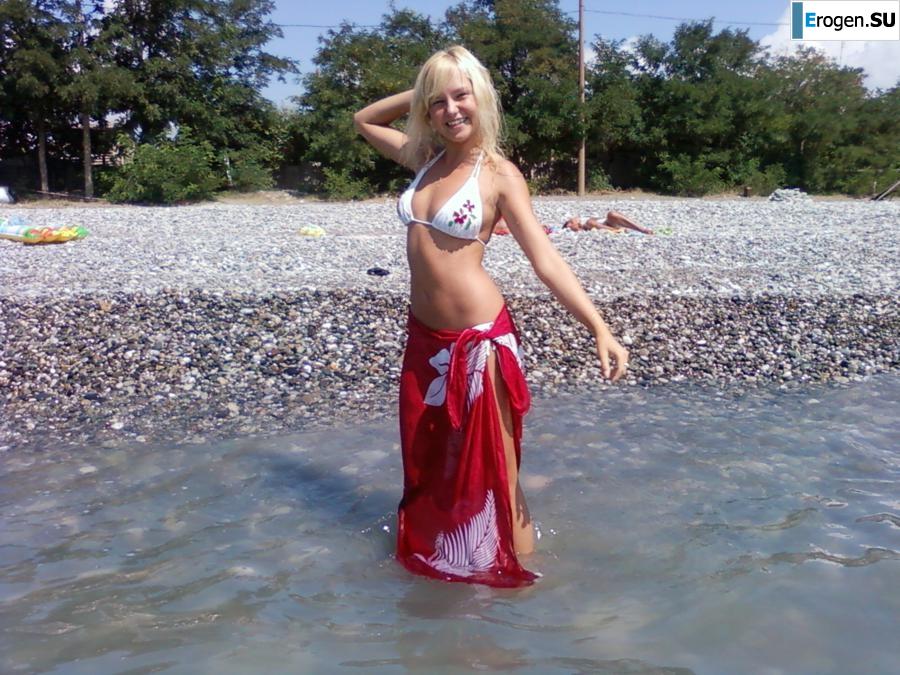 Beautiful Graduate. Photo 11