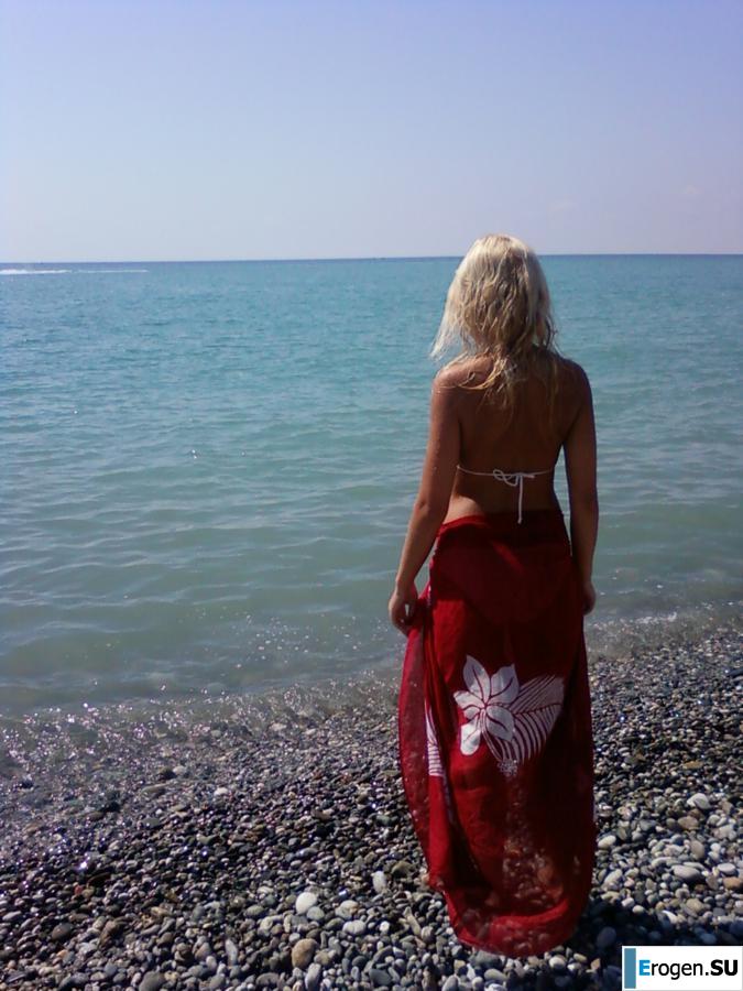 Beautiful Graduate. Photo 4