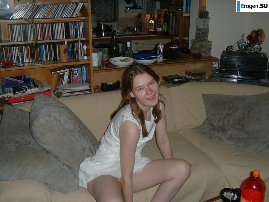 Easy erotica of a foreign student. Slide 34