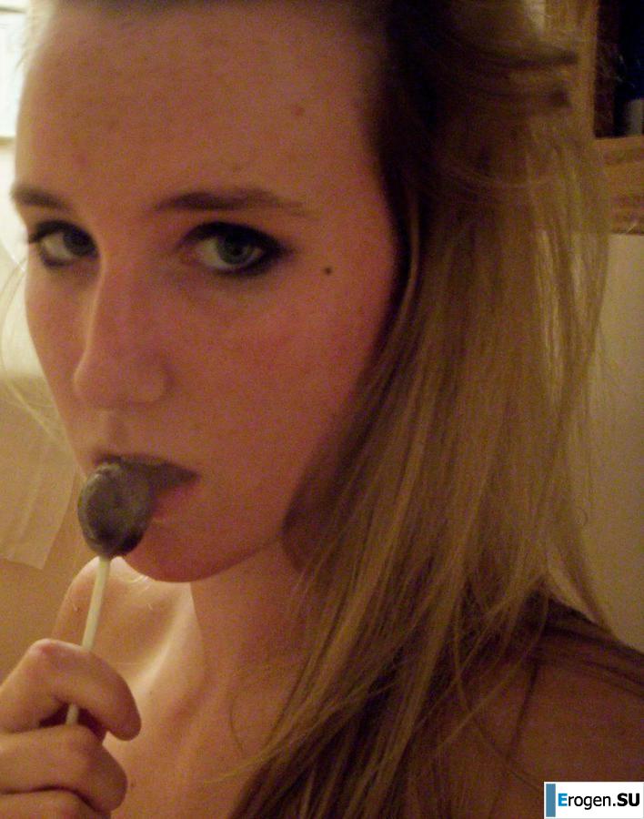 Young Euro-blonde. Photo 22
