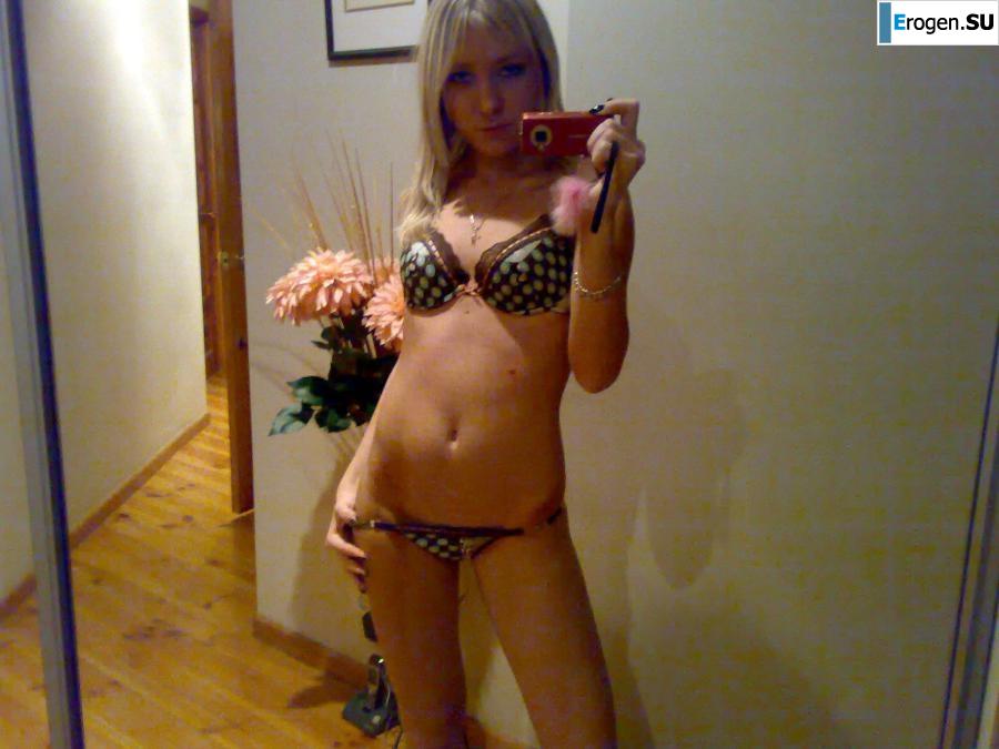 Young Beauty. Photo 39