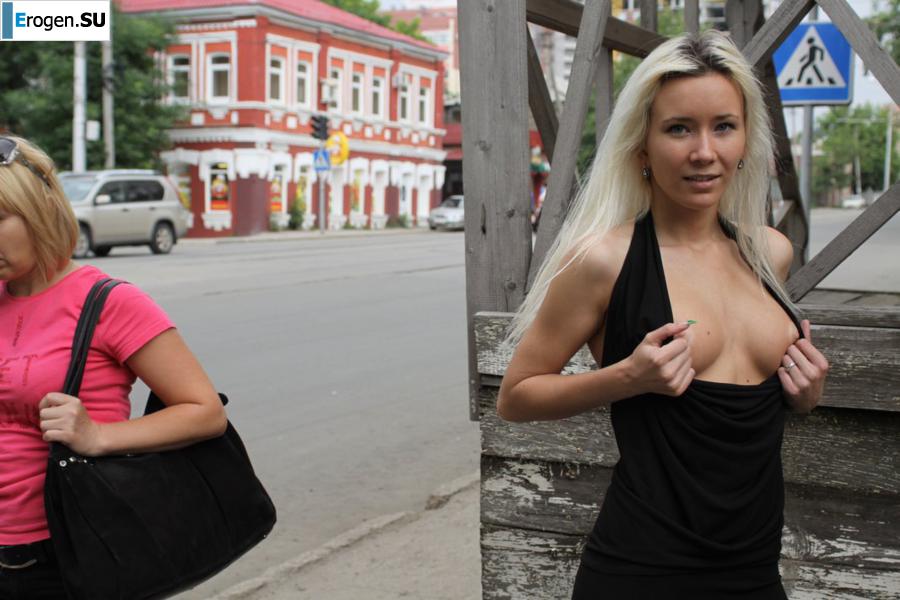 Настя из Самары ходит по городу и показывает себя. Часть 2. Фото 15