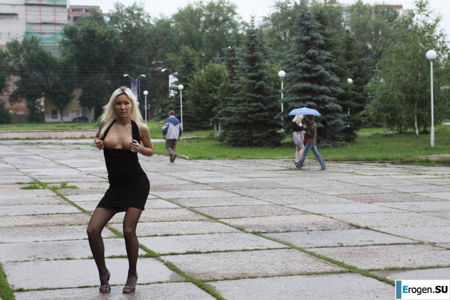 Настя из Самары ходит по городу и показывает себя. Часть 5. Фото 37