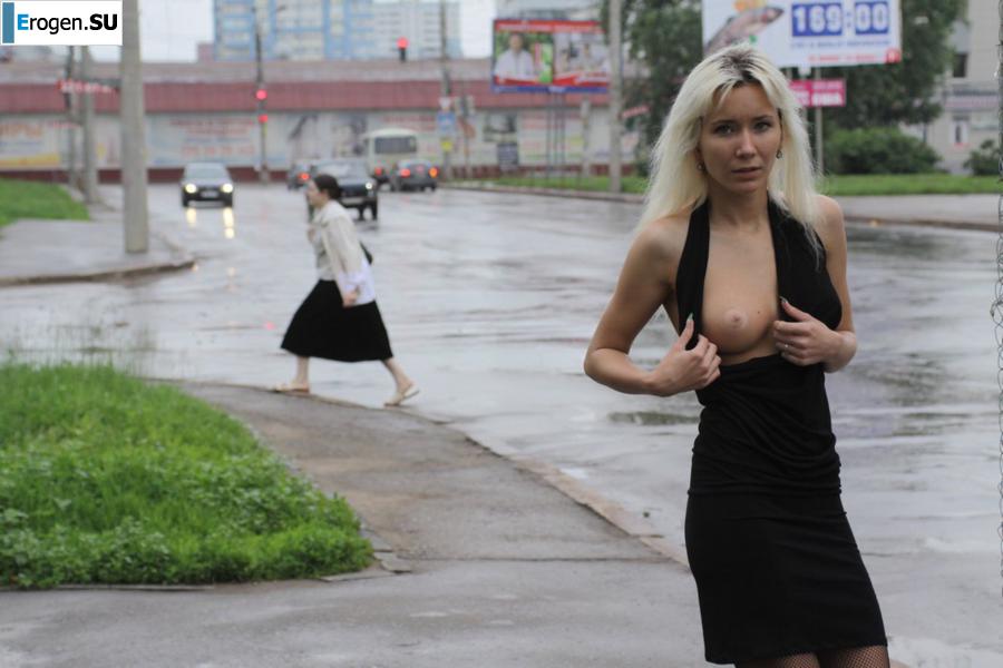 Nastya from Samara walks around the city and shows herself. Part 6. Photo 32