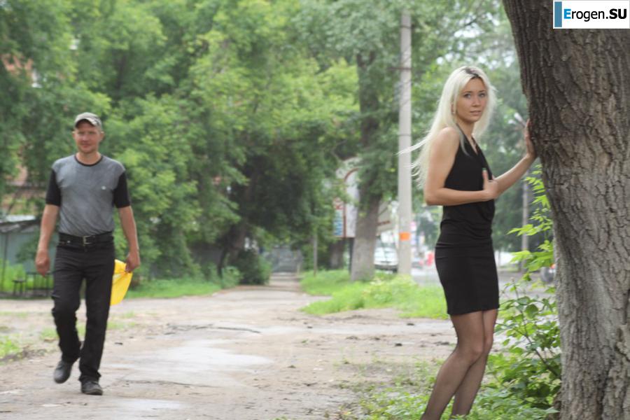 Nastya from Samara walks around the city and shows herself. Part 8. Photo 6
