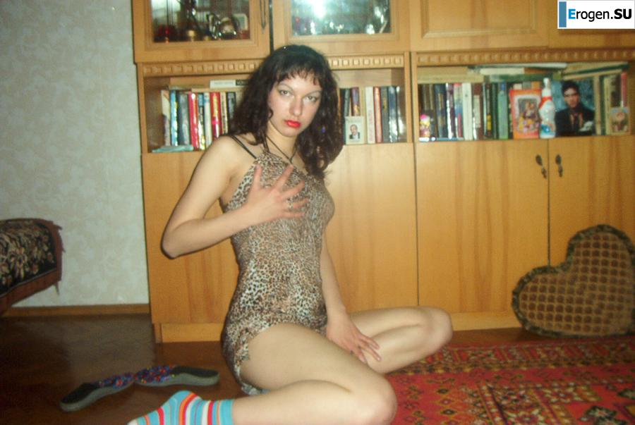 Russian Bisexual Brunette. Part 2. Slide 32