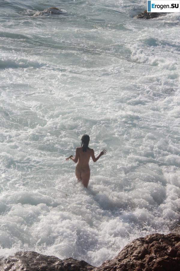 Ukrainian Nudists in the Summer. Part 2. Photo 43