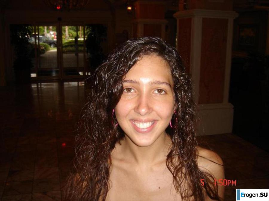 Smiling brunette with everlasting nipples. Part 5. Photo 29