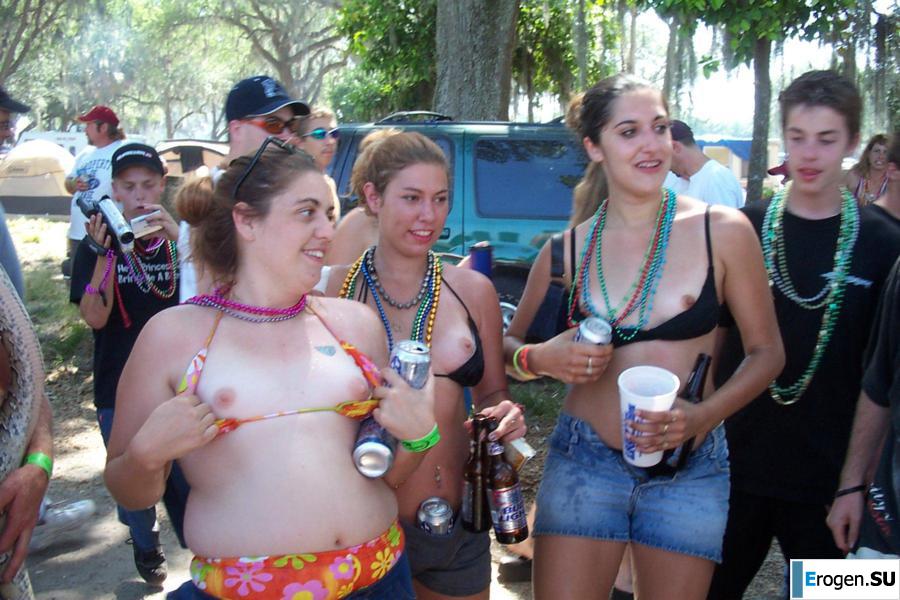 Public Nudity. Part 5. Photo 36