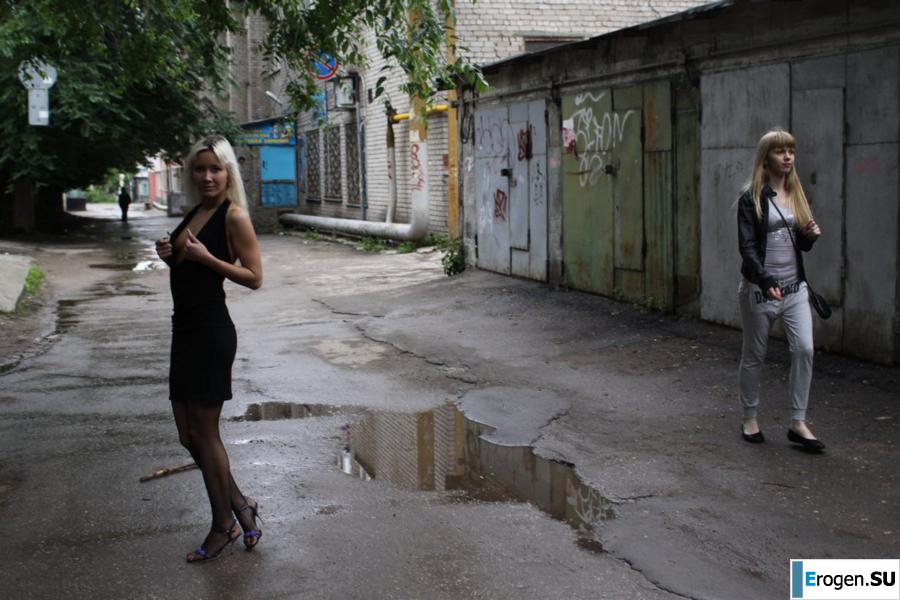 Nastya from Samara walks around the city and shows herself. Part 19. Photo 5