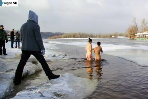 Украинские нудисты зимой. Часть 5. Эскиз 13