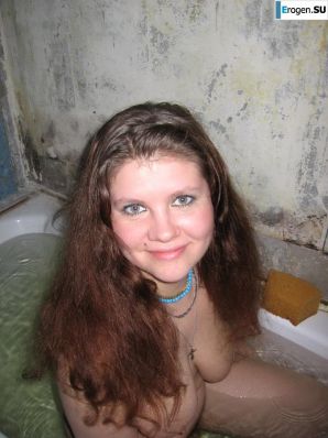 Позируют в домашней обстановке. Эскиз 30