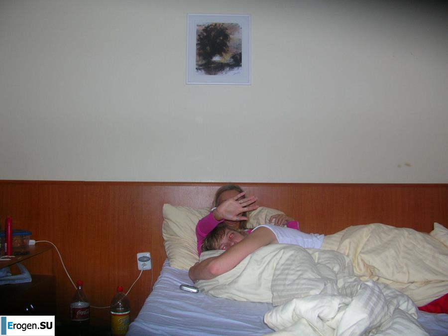Amateur filming of naked girls. Part 2. Slide 40