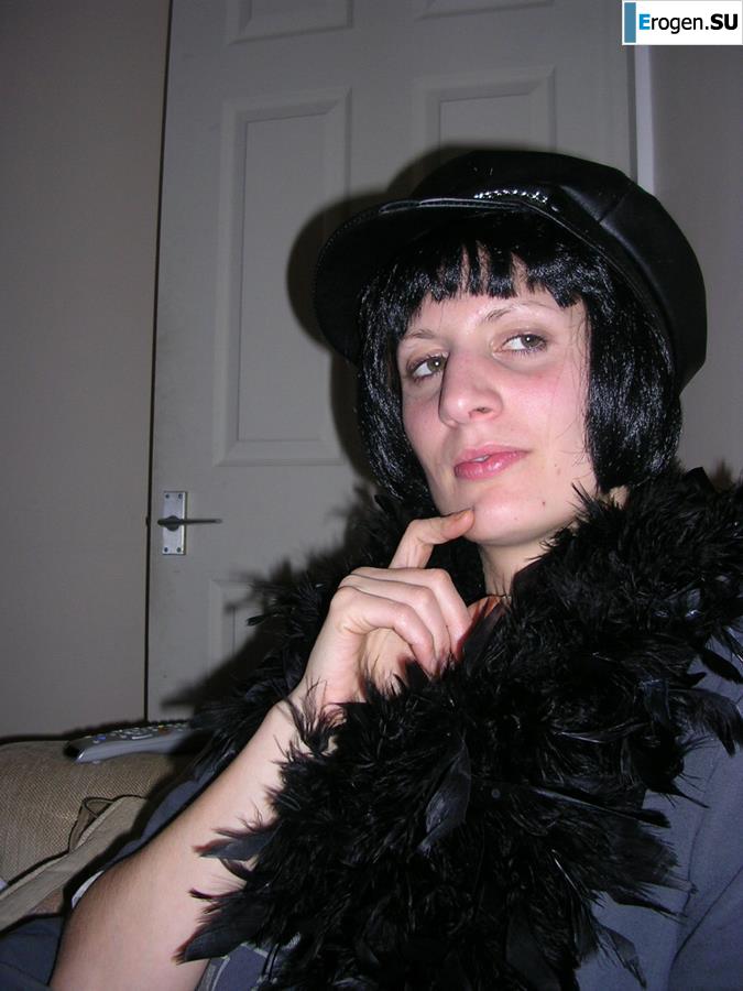 A drunken lady poses and copulates. Slide 7