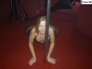Blonde Exhibitionist without Tits. Thumb 11