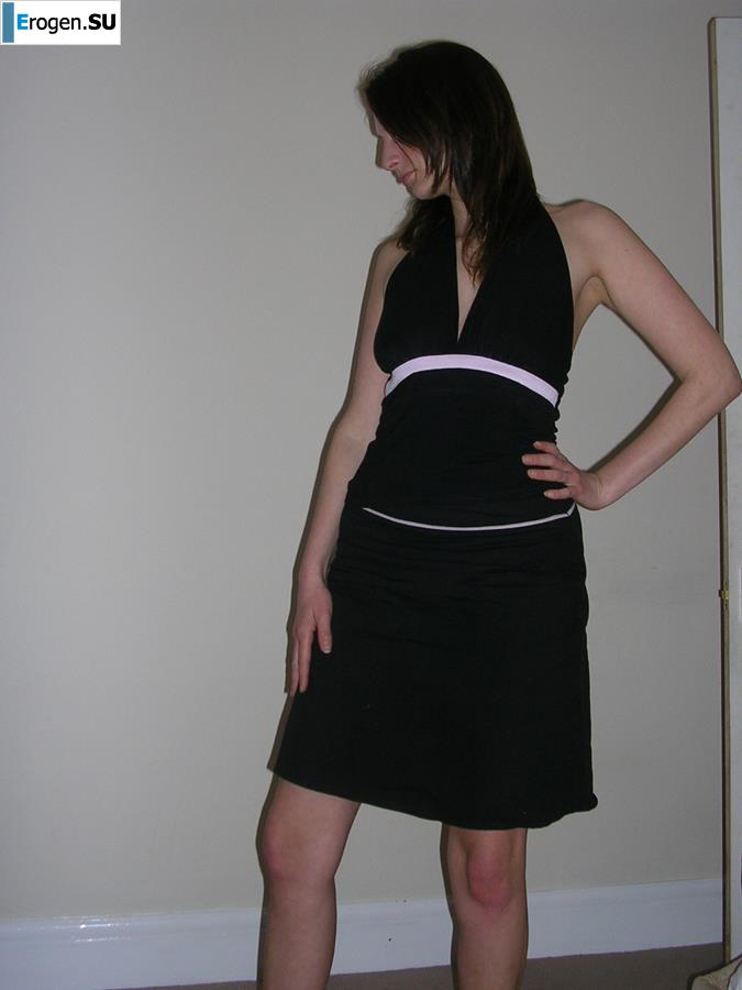 A drunken lady poses and copulates. Part 2. Photo 36