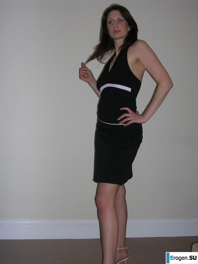 A drunken lady poses and copulates. Part 2. Photo 37
