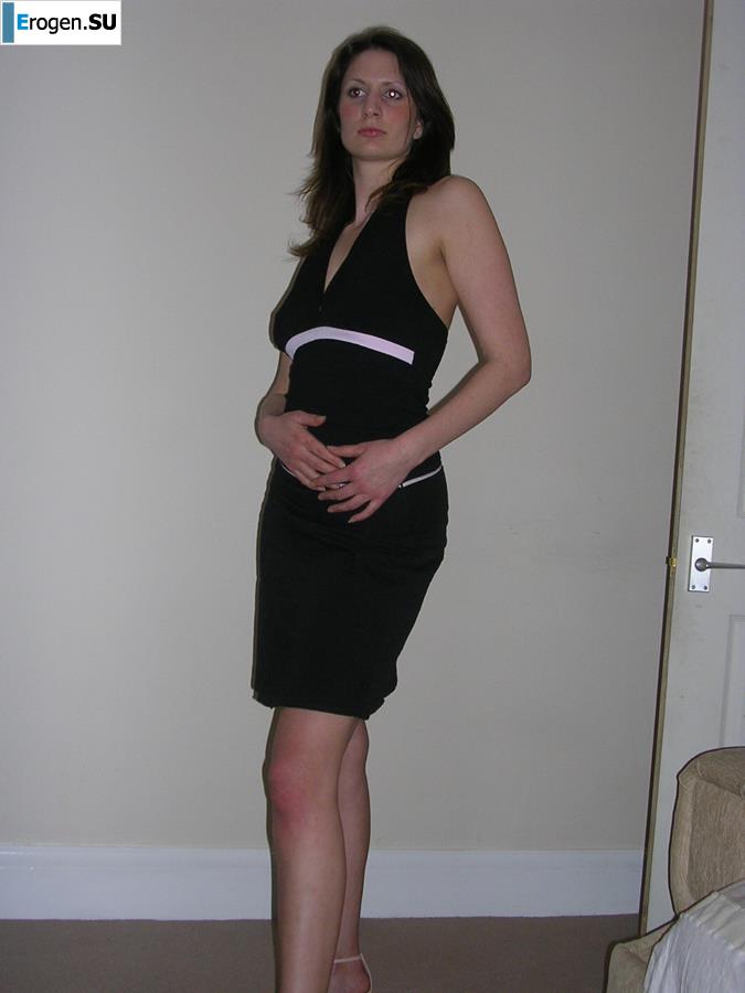 A drunken lady poses and copulates. Part 2. Photo 39