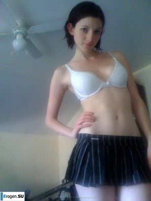 Slim and feminine. Thumb 6