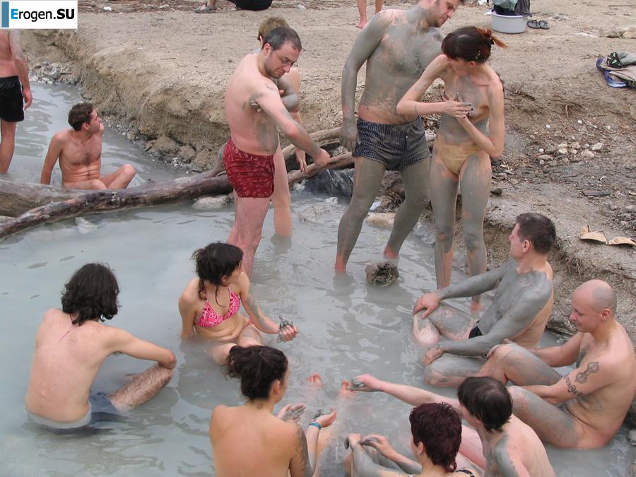 Голые в грязи. Часть 3. Фото 24