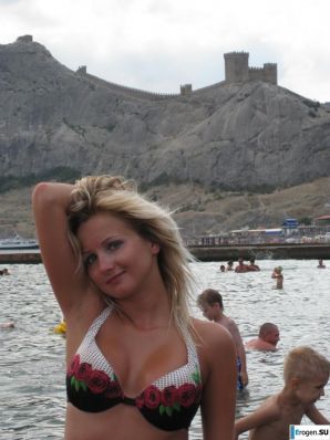 Ksyusha in the Crimea. Thumb 29
