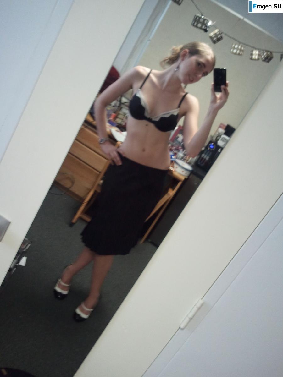 Door mirror. Photo 10