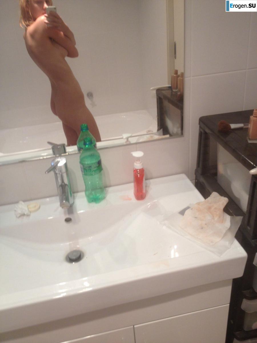 In the restroom. Photo 41